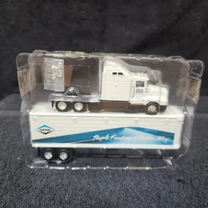 Ertl Collectibles Dana Semi Truck Brandneu - Bild 1 von 3