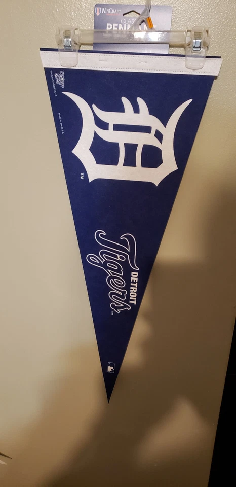 DETROIT TIGERS  MLB BASEBALL VINTAGE RETRO PENNANT 11/6/2021 - Image 1 of 1