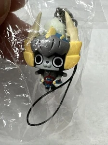 Monster Hunter Cha-Cha Isle Collection 1.5" Black Palico Zingore Armor Strap - Picture 1 of 2