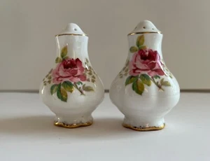 Vintage Royal Albert American Beauty Rose Salt and Pepper Shakers - Picture 1 of 4