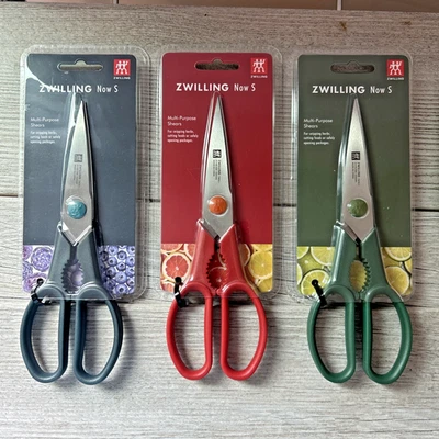 NEU Zwilling J A Henckels Now S Mehrzweckschere Schere rot, grün, schwarz - Bild 1 von 4
