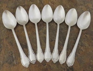 Juego de 7 cucharas soperas IS Remembrance 1847 Rogers de colección cubiertos plateados lote P - Imagen 1 de 5