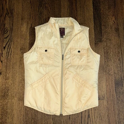 TOMMY BAHAMA 18 Golf - Chaleco de nailon amarillo medio para mujer Foto 1 de 3