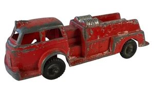 Camion dei pompieri vintage 6" Hubley in metallo #402 Made in Lanccaster PA USA - Foto 1 di 11