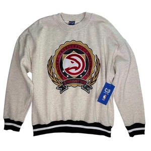 NBA Ultra Game Atlanta Hawks Crewneck Sweatshirt Men’s Medium Beige Pullover NWT - Picture 1 of 7