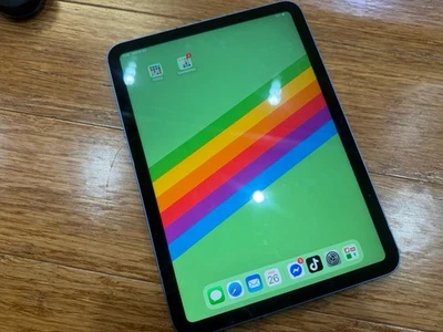 Apple iPad 11 (A16 2025) - 5G Cellular - 128GB - Image 1 of 4