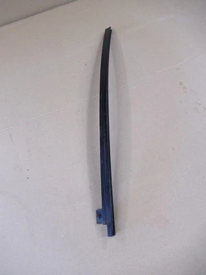 Ford Escort mk2 Door Front 1/4 Window Dividing Bar ,n/s/front. - Image 1 of 4