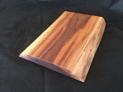 Impresionante tabla de cortar charcutería bandeja para servir nogal negro borde vivo 13x9x1,25 Foto 1 de 4