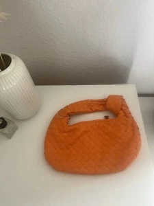 Ledertasche Knoten Clutch Knot Bag Orange (Bottega Dupe) - Bild 1 von 2