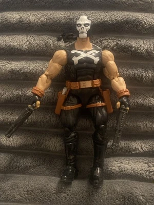 Figura Huesos Cruzados Marvel Black Widow Legends 6 pulgadas Foto 1 de 2