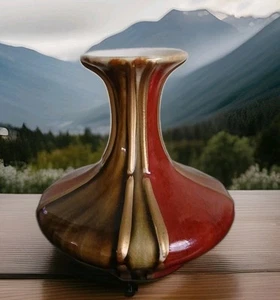 VTG Pottery Vase Red Olive Glaze Gold Stripes 6.5" RJ - Picture 1 of 8