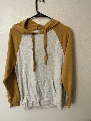 Suéter de malha American Eagle tamanho S cinza marrom bolso casual lounge aconchegante - Imagem 1 de 4