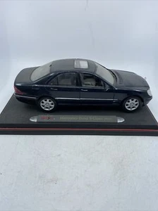 1:43 Maisto - Mercedes S Class - S500 - Dark Blue - - Picture 1 of 14