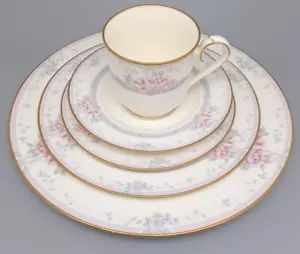 Noritake Magnificence 9736 Japan Bone China 5 Piece Place Setting - Picture 1 of 13