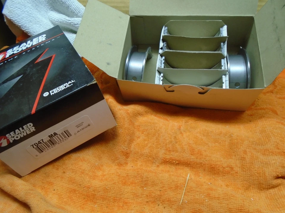 87-97 BUICK CHEVY ISUZU  OLDS  Crankshaft Main Bearing Set SEALED POWER 7047MA - Image 1 of 1