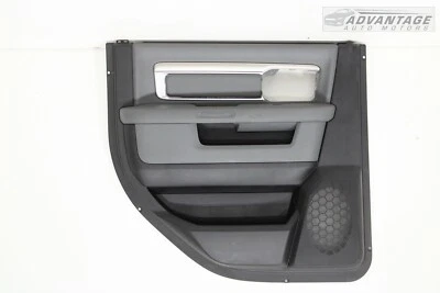 Dodge Ram 1500 2013-2018 doble cabina puerta trasera izquierda panel embellecedor cubierta OEM Foto 1 de 4