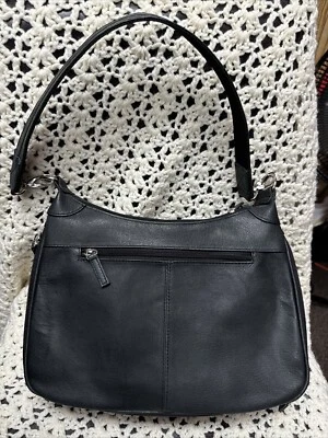 Gun Tote'n Mama Leather Conceal Carry Purse - Image 1 of 4