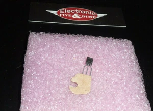 2SC1213 / C1213 / TRANSISTOR / TO92 / FORMED LEADS - Picture 1 of 1