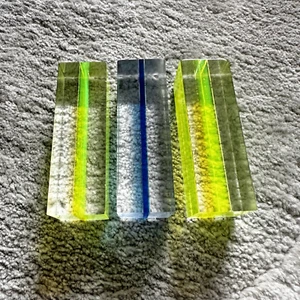Vintage Mid Century Modern Lucite Block Paperweight | Color Stripe Acrylic Art | - Picture 1 of 4