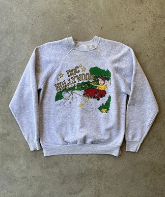 Suéter de Colección Años 90 Doc Hollywood Película Promo Cuello Redondo Michael J Fox Raro  Foto 1 de 4