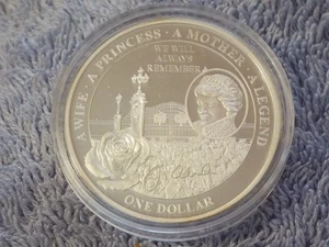 COMMEMORATIVE COIN NIUE ISLAND 2011 PRINCESS DIANA $1** - Picture 1 of 2