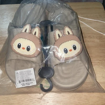 sandalias monster slip on Foto 1 de 4