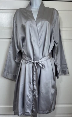 Morgan Taylor Intimates Gray Liquid Satin Short Robe Dressing Gown 2XL - Image 1 of 4