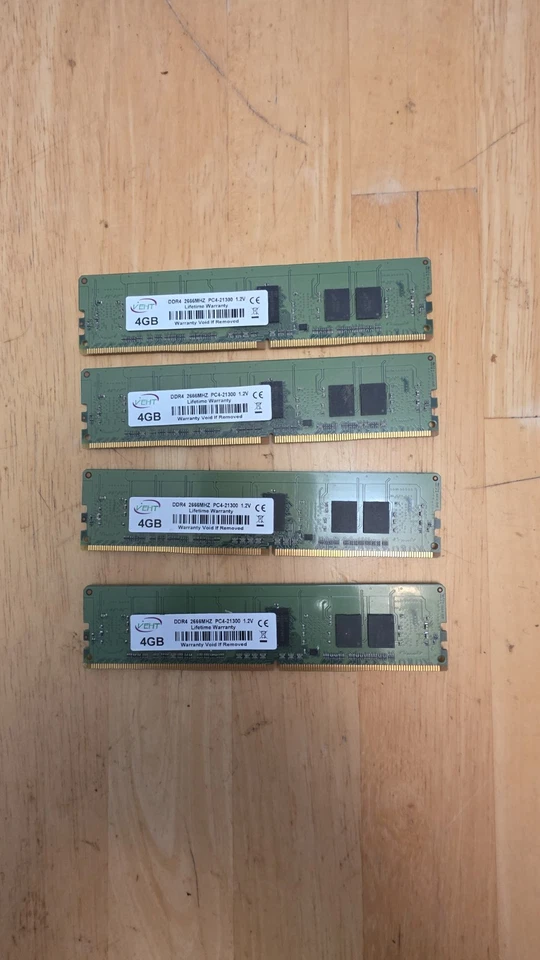 RDA4 8GB 2666MHZ RAM (2X4GB) Foto 1 de 1