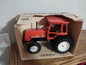 1/16  Custom Allis-chalmers 8050 Tractor FWA Diecast  Rubber Tires - Picture 1 of 4