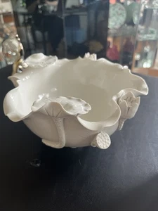 Chinese Blanc de Chine Lotus Blossom Bowl Signed on Base - Picture 1 of 9