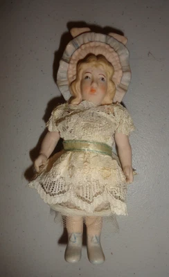 Vintage Shackman 5 1/2" Dollhouse Bisque Victorian Doll BSCO Foto 1 de 4