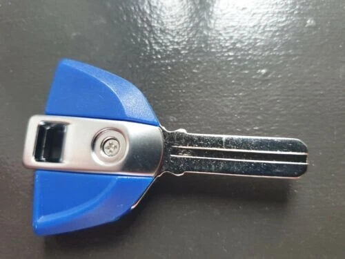 BLUE BMW PANNIERS 650 F800 K1200 K1300 K1600 R1200 C650 TRANSPONDER KEY BLANK - Image 1 of 1