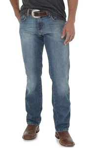 NWT Wrangler Men's Retro Slim Fit Straight Leg Jeans 36x32 Medium Wash - Picture 1 of 12