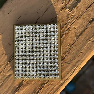 Vintage Rhinestone Studded Gold Tone Makeup Powder Compact *READ* - Picture 1 of 8