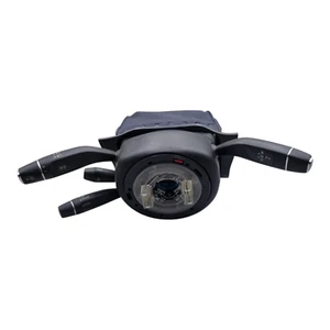 Original Mercedes-Benz C-Klasse W205 Lenkstockschalter A2059000713 - Bild 1 von 5