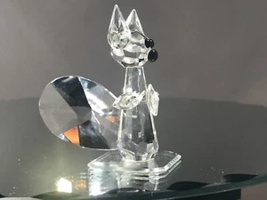 Kleine Eichhörnchenfigur aus geschliffenem Kristall - Bild 1 von 10