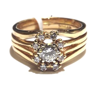 Anillo de compromiso de diamantes redondos mejorados de claridad de 0,65 quilates de oro amarillo de 14k 3,5 g raro - Imagen 1 de 8