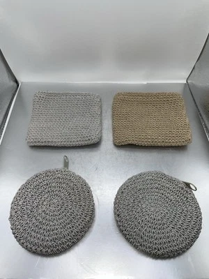 4 VTG Handmade Crocheted Coin Purses/Trinket Bags 2-Rectangular, 2-Round - Image 1 of 4
