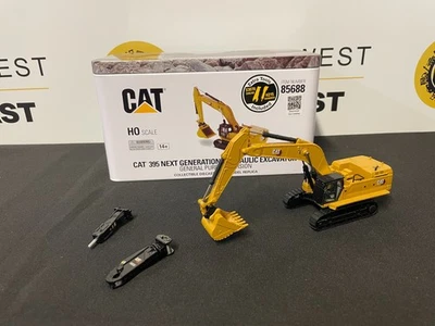 DIECAST MASTERS 85688 1:87 SCALE CAT 395 HYDRAULIC EXCAVATOR WITH ATTACHMENTS - Image 1 of 4