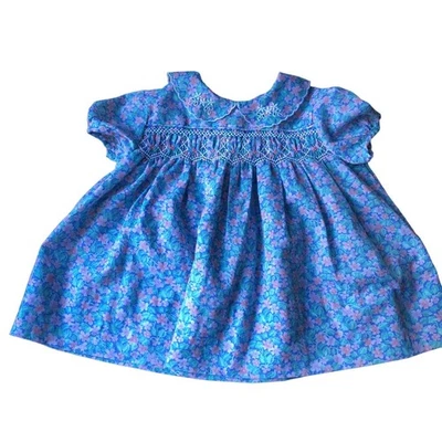 Vestido de bebê vintage década de 1980 Polly Finders floral batido 12 meses azul rosa flores - Imagem 1 de 4