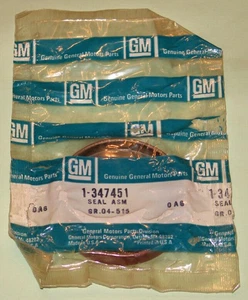 1969-1990 Chevrolet GMC 4WD NOS front output shaft seal 347451 - Picture 1 of 2