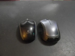 Gebrauchte Logitech M310 und M215 kabellose Mäuse - Bild 1 von 6