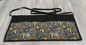 Skulls,Witches￼ Halloween￼ waitress Half Waist Black apron 3 pockets  restaurant - Picture 1 of 4