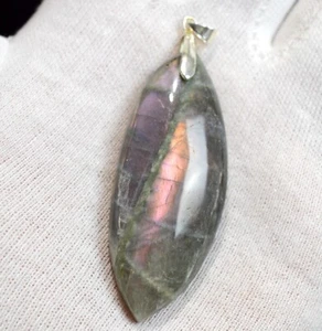 Labradorite 155 carats - pendentif cabochon pierre naturelle - Madagascar - Picture 1 of 6
