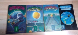ILLUMINATUS TRILOGIE 3 BÄNDE + ROBERT ANTON WILSON DIE BRIEFTAUBE - Bild 1 von 5