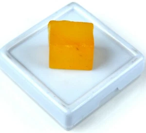 Cube/Square Shape 15 Ct African Yellow Sapphire Natural Gemstone Rough SQ63 - Picture 1 of 5