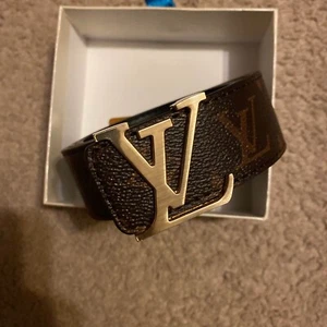 Size 48 Inch Mens Louis Vuitton Belt Brown Adjustable (ACCEPTING OFFERS!) - Picture 1 of 2