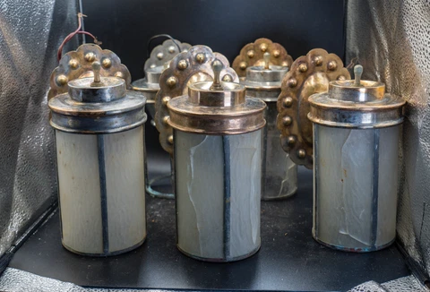 Vintage Antique 1930's Art Deco Kitchen Wall Light Fixtures 1 Bulb (lot of 5) Cover