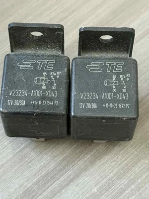 Lot of 2 TE 5 Pin Relay SPDT Electronic Devices V23234-A1001-X043 12V 20/30A - Image 1 of 4