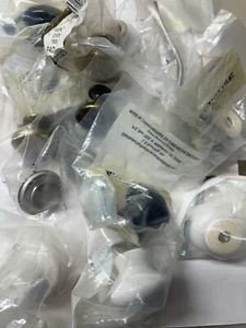 22 assorted Drawer knobs and pulls mixed lot 2.2 lbs - Picture 1 of 1